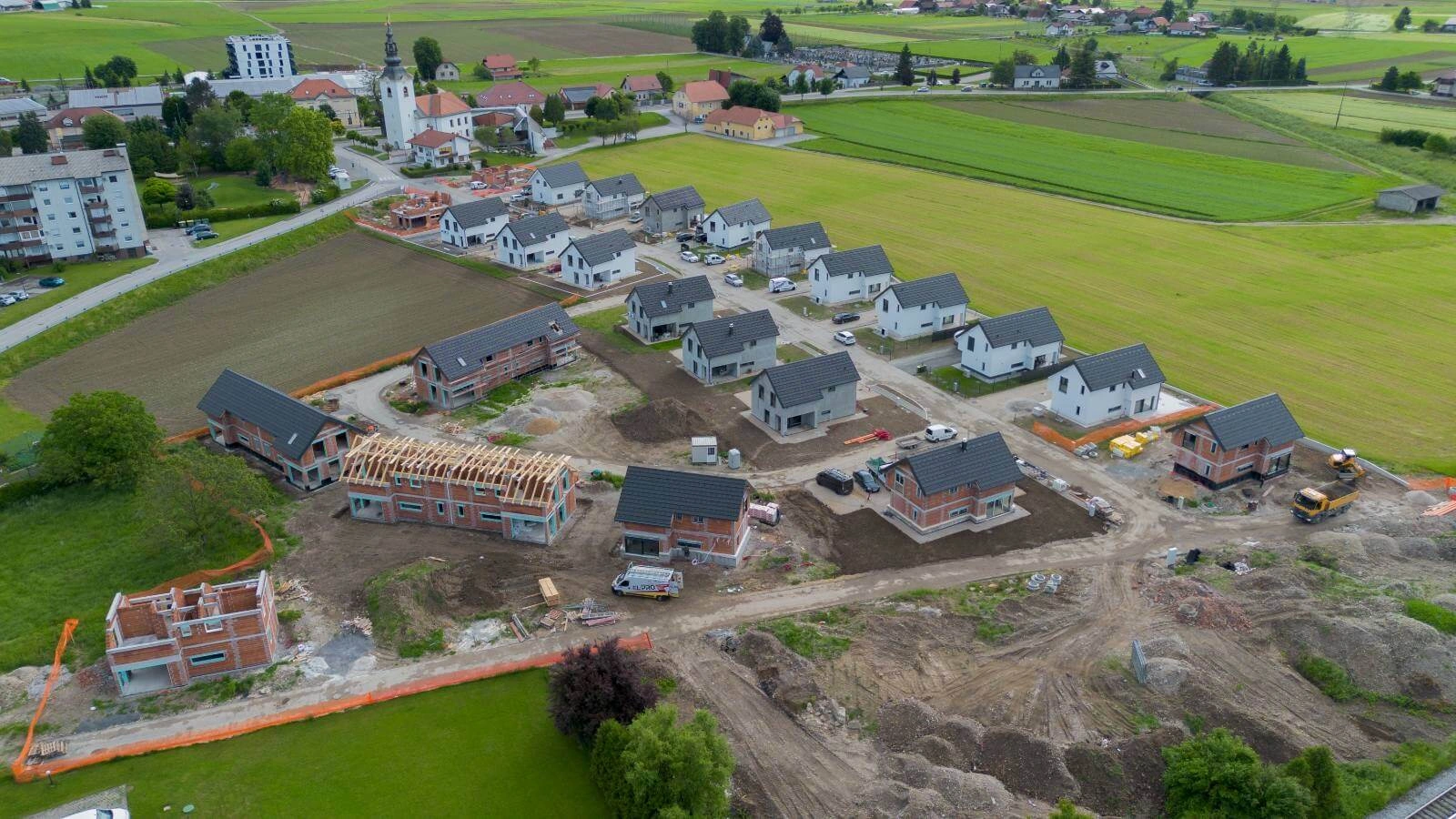 123 Invest Naselje Sončna Oaza Ptičja Perspektiva Primer Slike 2